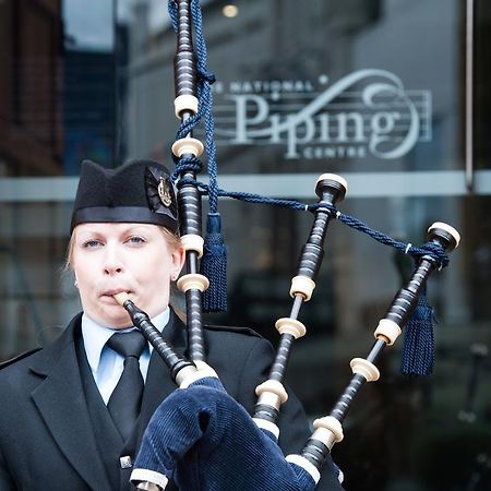 The Pipers' Tryst Hotel Glasgow Exterior foto